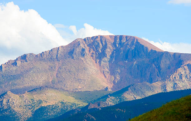 после пайкс-пик - 14000 foot peak стоковые фото и изображения