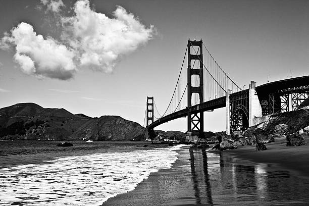 istock Golden Gate Bridge in Black and White, San Francisco 182852389