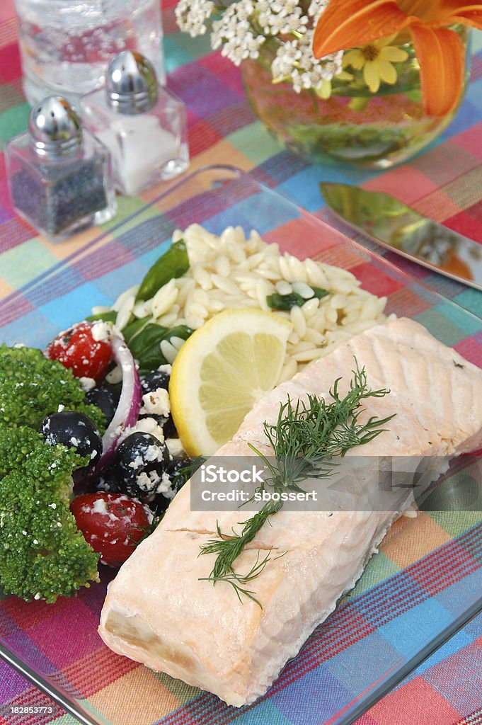 Salmón cocido - Foto de stock de A cuadros libre de derechos