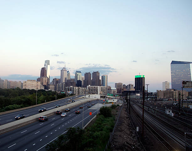 istock Philadelphia at Dusk 182853804