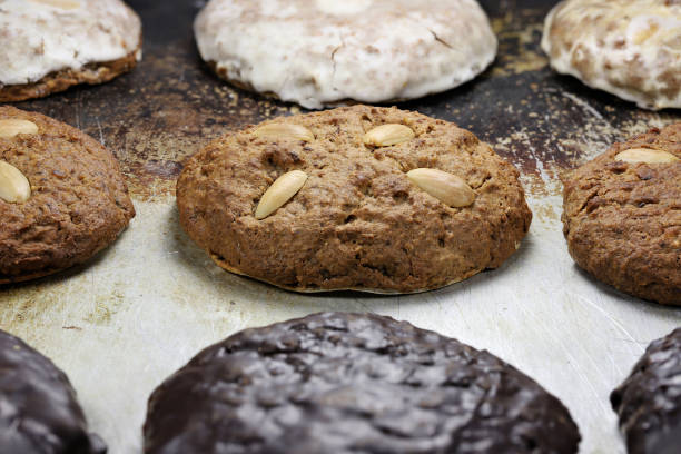 Original Nuremberg Elisen Type Lebkuchen On A Vintage Baking Plate ...