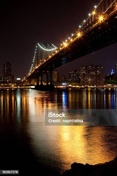 Photo libre de droit de Pont De Manhattan De Nuit banque d'images et plus d'images libres de droit de Architecture - Architecture, Brooklyn - New York, Bâtiment vu de l'extérieur