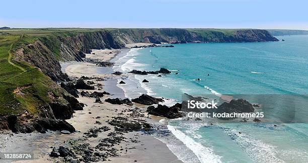 Marloes Piaski - zdjęcia stockowe i więcej obrazów Pembrokeshire - Pembrokeshire, Bez ludzi, Brzeg wody