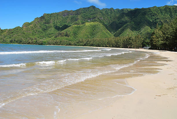istock Kahana Bay view, Oahu 182861745