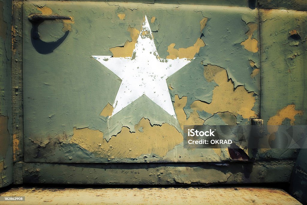 Армейский транспорта дверь гранж эффект - Стоковые фото Антиквариат роялти-фри