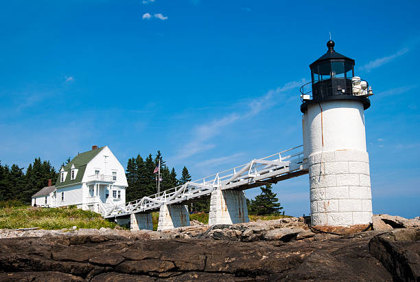istock Rocks in front of Marshall Point Lighthouse 182863091
