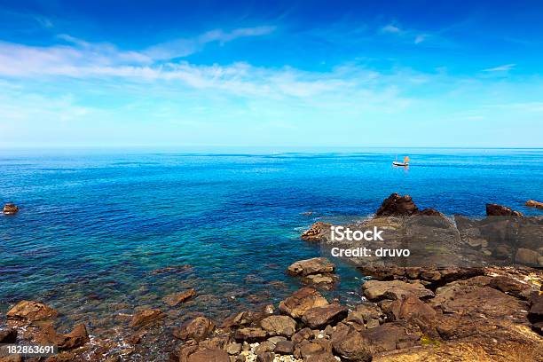 Stives Portu - zdjęcia stockowe i więcej obrazów Klimat tropikalny - Klimat tropikalny, Port, Chmura