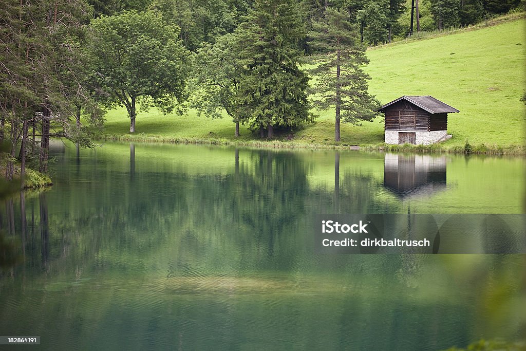Fernsteinsee-озеро в австрийских Альпах - Стоковые фото Австрия роялти-фри
