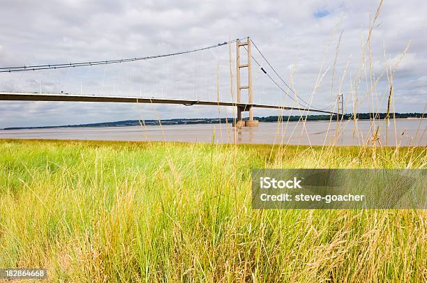 Puente Humber Foto de stock y más banco de imágenes de Agua - Agua, Aire libre, Arquitectura