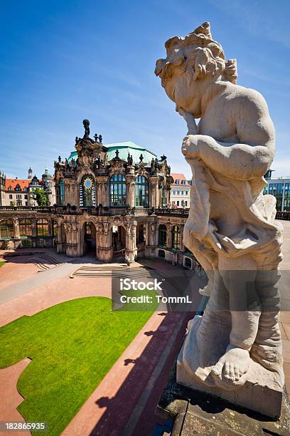 Dresdner Zwinger In Dresden Deutschland Stockfoto und mehr Bilder von Dresden - Dresden, Alt, Architektonisches Detail