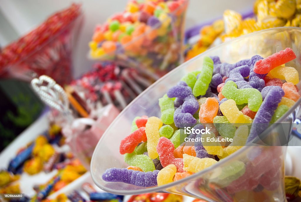 Candys a buffet - Foto stock royalty-free di Dolciumi