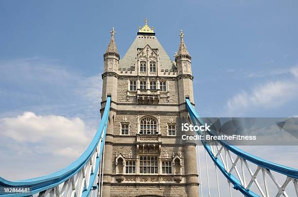 Ponte Da Torre De Londres - Fotografias de stock e mais imagens de Arquitetura - Arquitetura, Capitais internacionais, Cidade