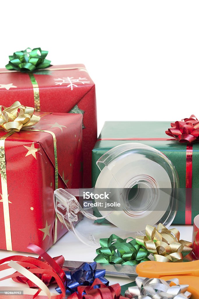 Fournitures d'emballage cadeau de Noël - Photo de Cadeau libre de droits