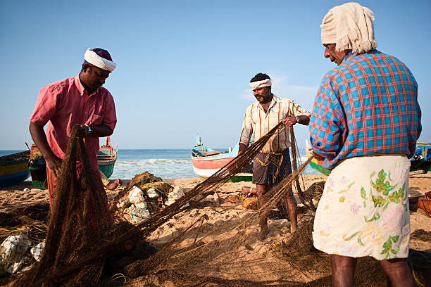 istock Indian fishermen 182869562