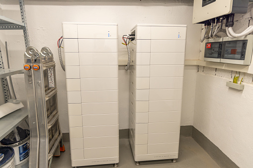 Electric energy storage system from solar cells -Solar Inverter