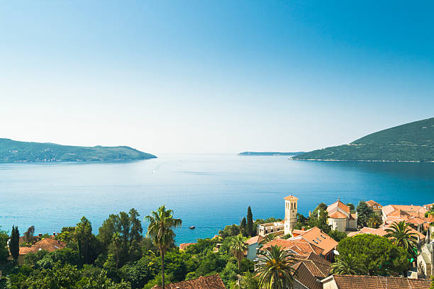 balkan miasto - montenegro kotor bay fjord town zdjęcia i obrazy z banku zdjęć