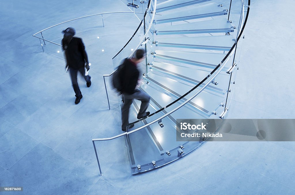 Escadaria de vidro moderno - Foto de stock de New York City royalty-free
