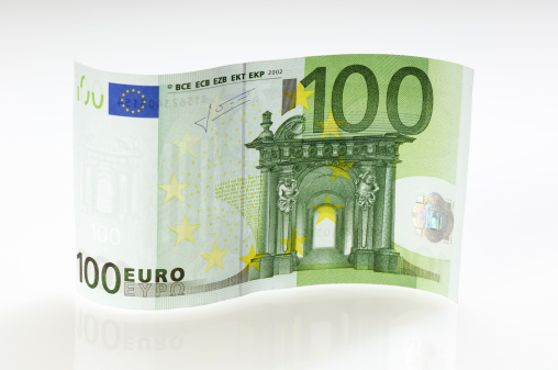 Bent 100 Euro bill. (XXL-File)