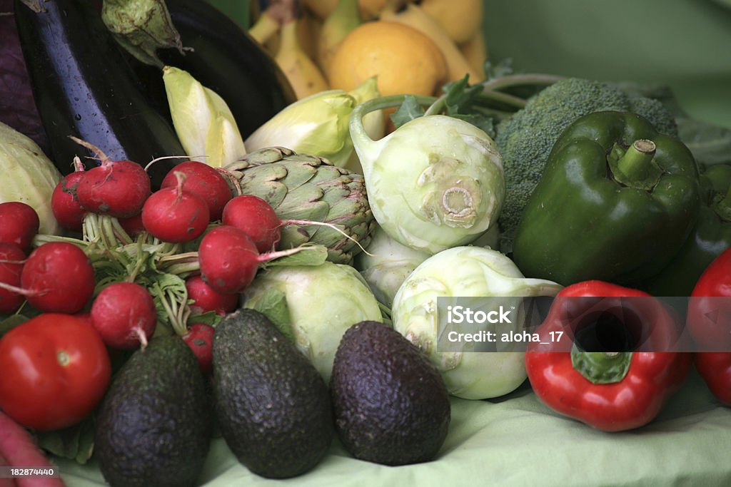 Свежие овощи - Стоковые фото Авокадо роялти-фри