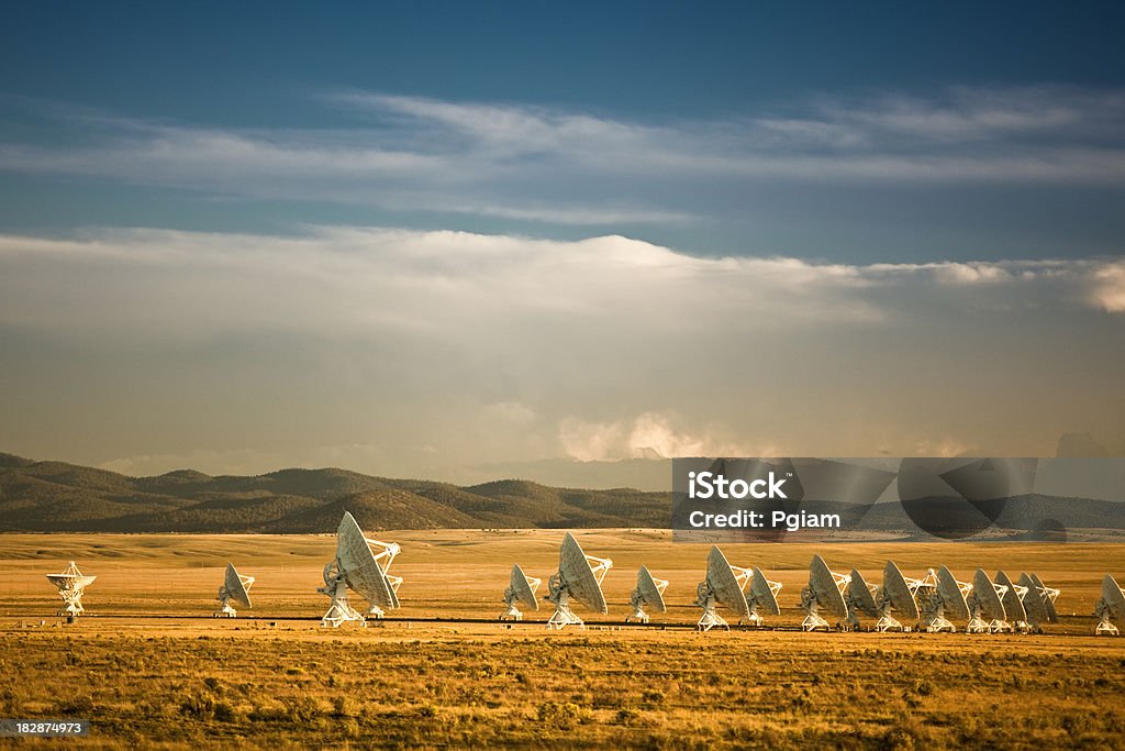 Observatório Espacial sinal de pesquisa - Royalty-free Observatório Nacional de Radioastronomia Foto de stock