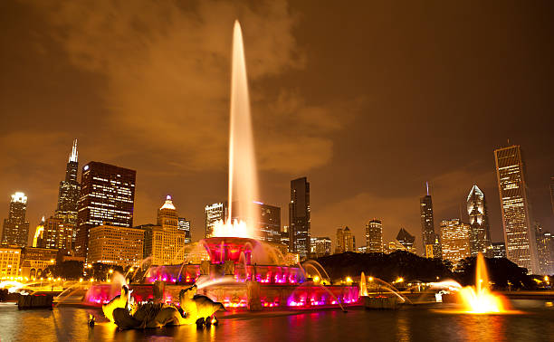 istock Chicago Skyline with Buckingham Fountain by night 182875217