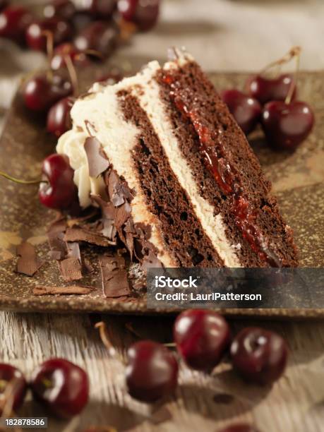 Black Forest Cake Stockfoto und mehr Bilder von Kuchen - Kuchen, Schwarzwälder Kirschtorte, Kirsche