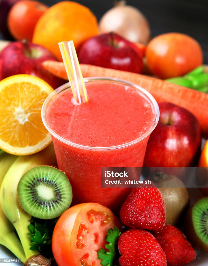 Smoothie de morango - Foto de stock de Smoothie de Morango royalty-free