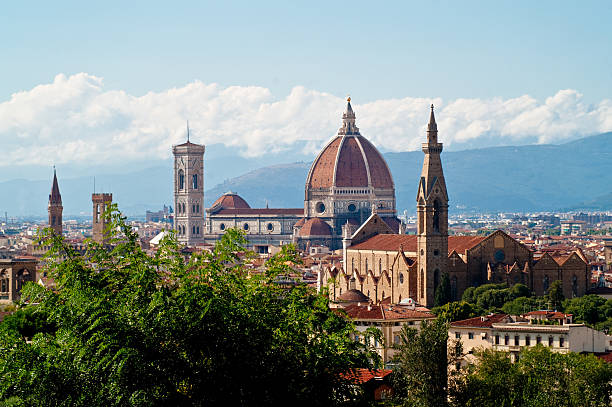 particular vista panorámica de florencia - oltrarno fotografías e imágenes de stock