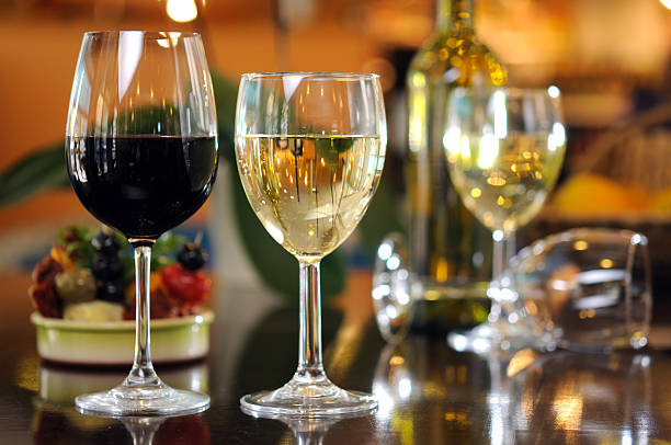 istock Red and White Wine in Glasses 182881630