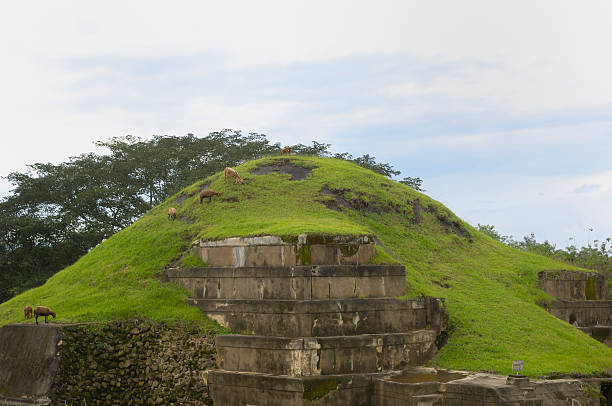 istock El Salvador Archaelogical Site 182882057
