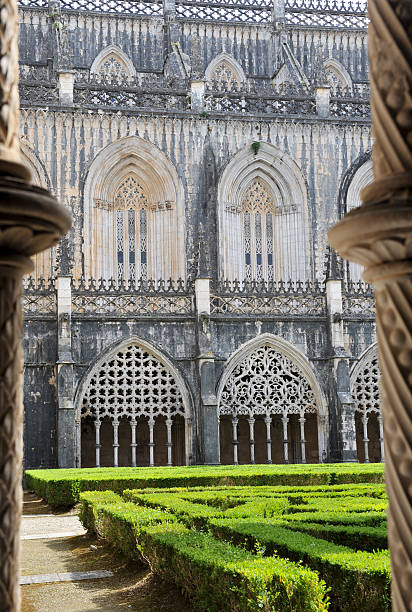 istock Royal cloister in the Batalha monastery 182882339