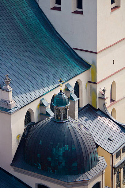 cattedrale di latina. - lvov dome summer light foto e immagini stock