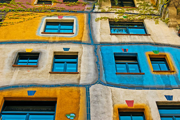 istock Hundertwasserhaus in Vienna, Austria 182885200