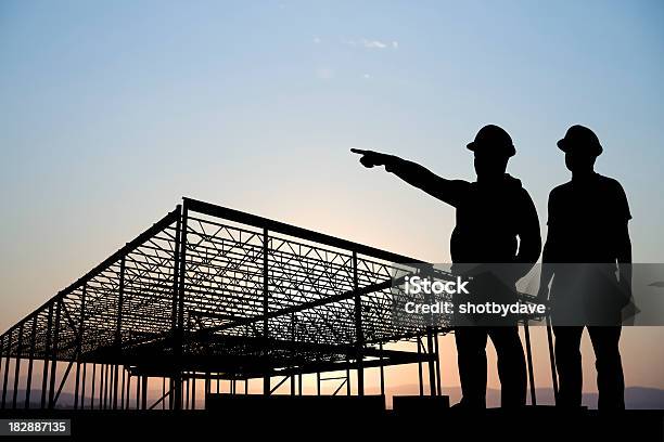 Construção De Inquérito - Fotografias de stock e mais imagens de Obra - Obra, Silhueta, Indústria de construção