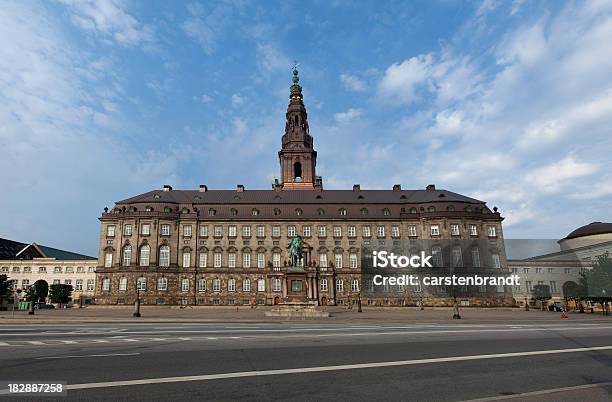 Christiansborg Die Dänischen Parliamen Stockfoto und mehr Bilder von Dänemark - Dänemark, Politische Wahl, Schloss Christiansborg