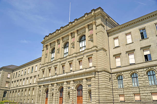 istock university building of zurich 182889169