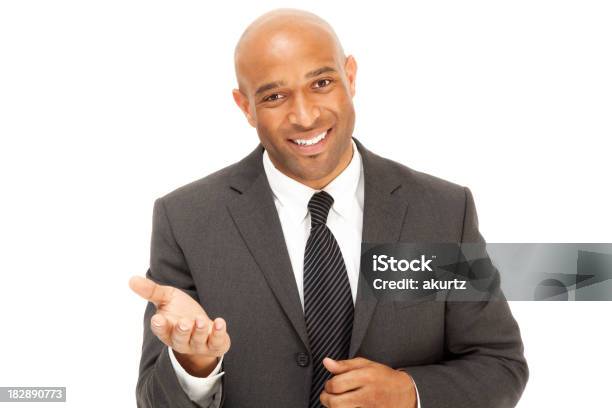 Foto de Profissional Afroamericano Homem De Negócios Em Terno Balançando Um Bastão Mão Levantada e mais fotos de stock de 30-34 Anos