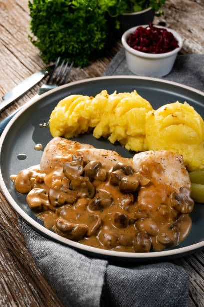 istock Grilled chicken breast with mushroom sauce. 1828913983