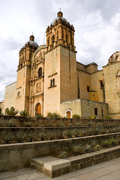 istock Santo Domingo Curch in Oaxaca, Mexico 182891573