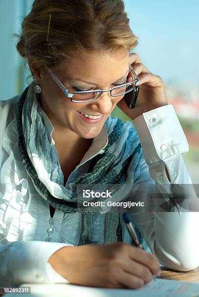 Foto de Mulher De Negócios e mais fotos de stock de Adulto - Adulto, Alegria, Alta Sociedade