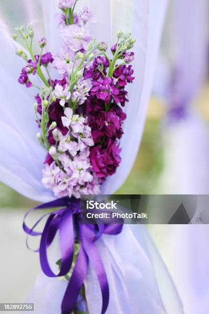 Foto de Flor Roxas e mais fotos de stock de Cultura Francesa - Cultura Francesa, Festa de Jardim, França