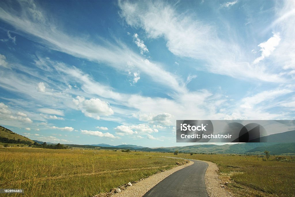 Road al horizonte - Foto de stock de Aire libre libre de derechos