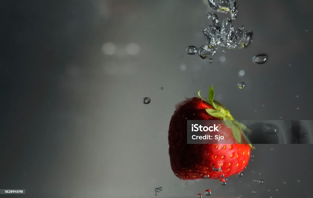 Strawberry Spritzendes Wasser - Lizenzfrei Blase - Physikalischer Zustand Stock-Foto