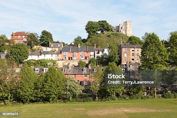 Lewes Castle East Sussex Inghilterra - Fotografie stock e altre immagini di Albero - Albero, Architettura, Astratto