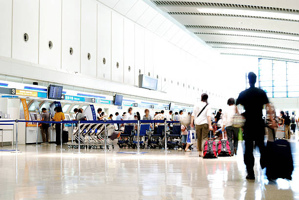 istock Airport Rush Japan 182895906