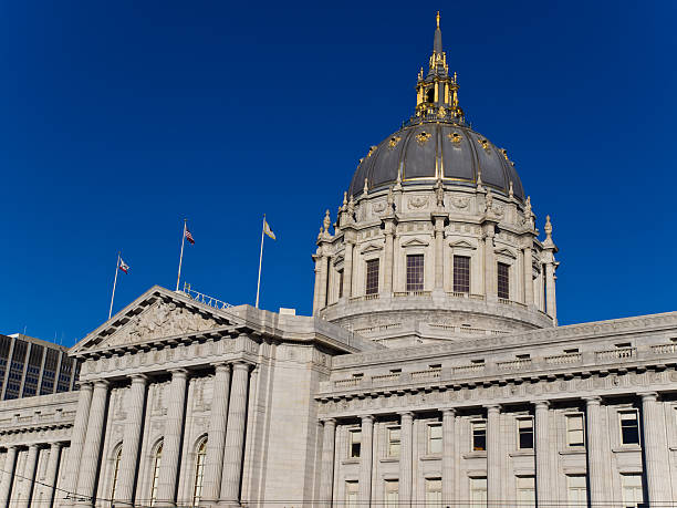 istock San Francisco City Hall 182895995