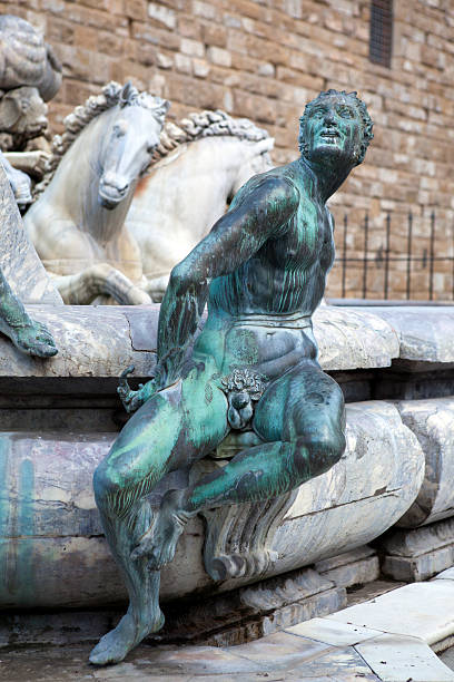 istock Neptune Fountain in Florence Italy 182896116