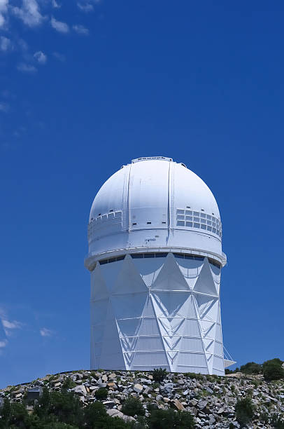 istock Mayall Telescope At The Kitt Peak National Observatory 182898661