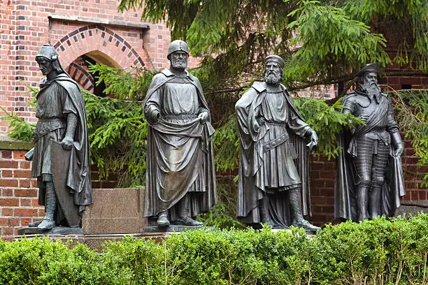 "Teutonic Knights Castle Malbork - statues of the order's Grand Masters. Herrmann von Salza, Winrich von Kniprode, Siegfried von Feuchtwangen and Albrecht von Brandenburg. Sculptor: Rudolf Siemering in 1876See more ART AND CRAFT images here:"