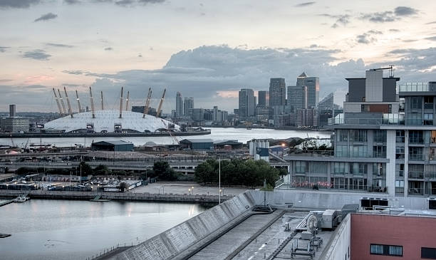 istock London Dockland scene at sunset 182899854